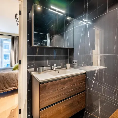 Ferrel Eerste דירה קוקסיידה