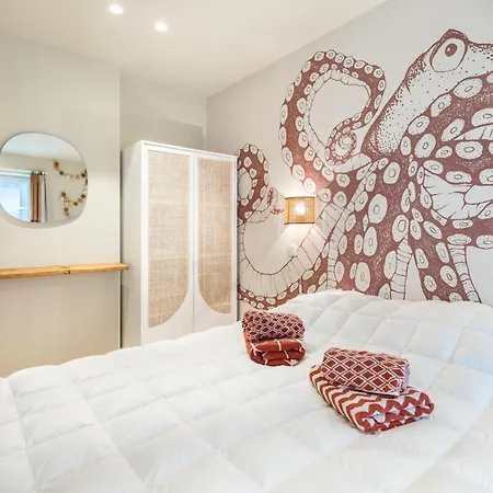 Ferrel Eerste דירה